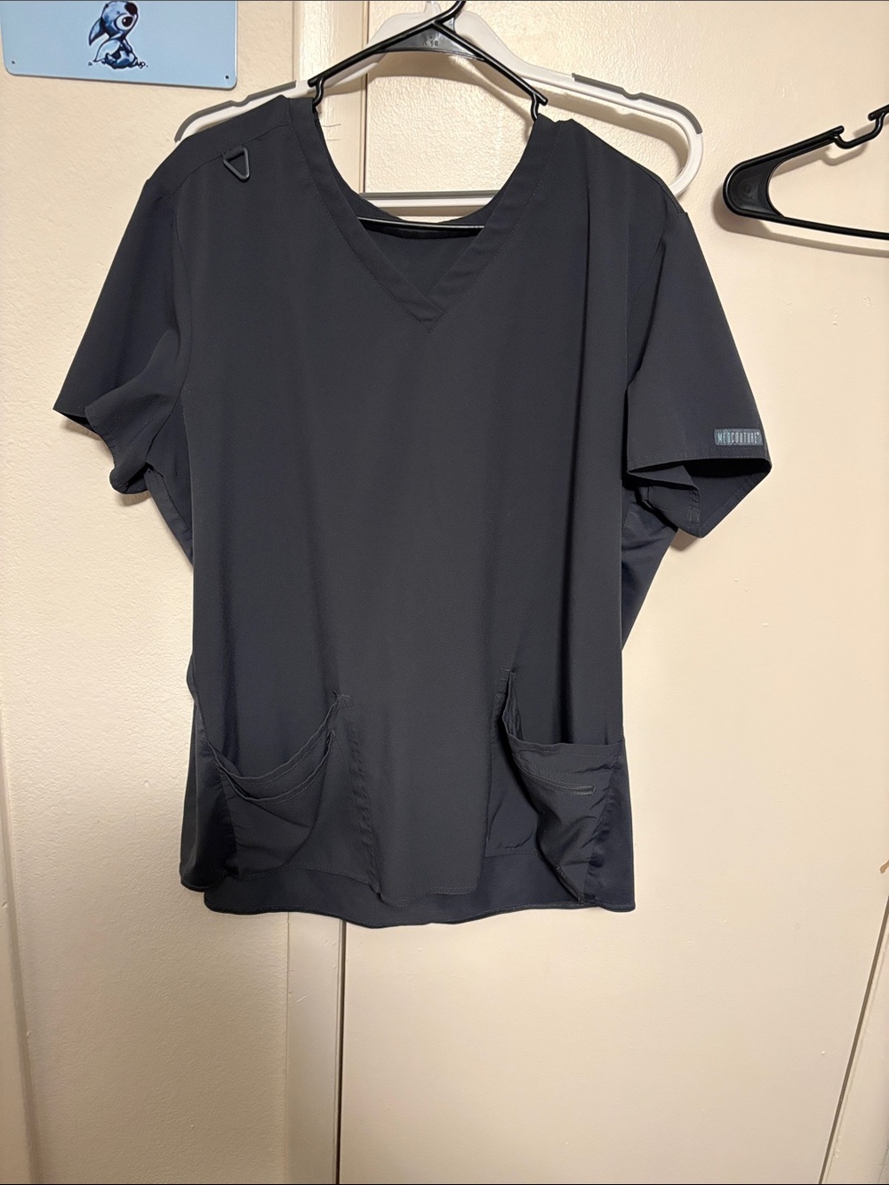 Med Couture Women's V-Neck Scrub Top - pewter grey